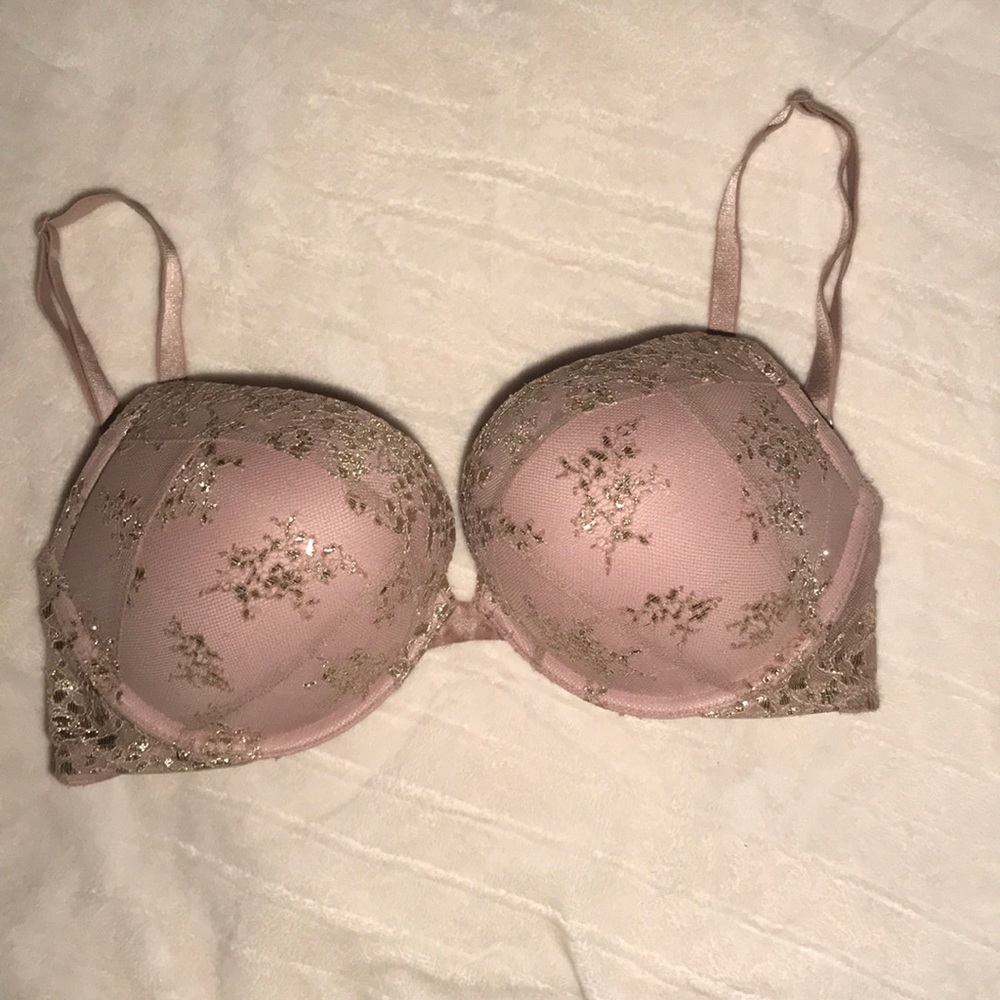 Victoria Secret Bombshell Push Up Bra 36C